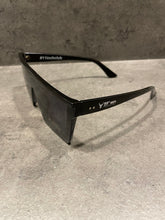 Last inn bildet i Galleri-visningsprogrammet, 59 North Wheels solbriller squre, svart ramme med svart glass
